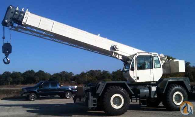 2001 Terex RT 335