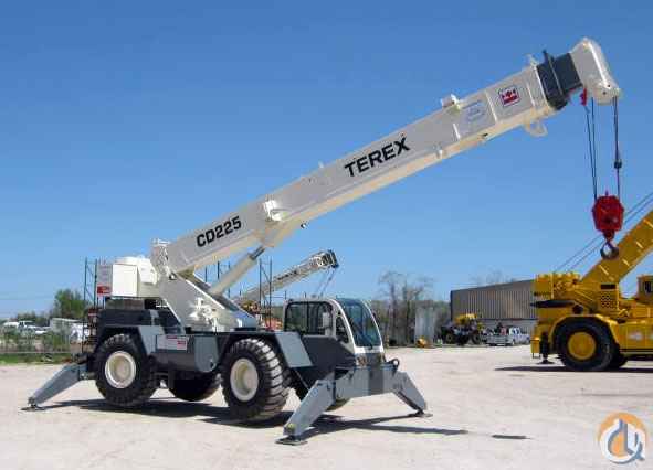 1999 Terex CD225