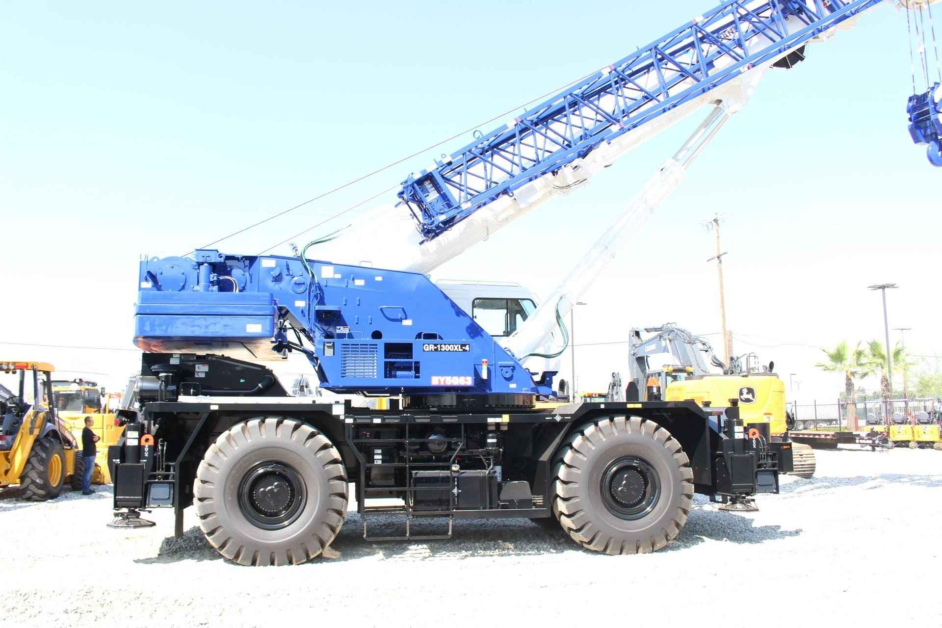 2025 TADANO GR-1300XL-4