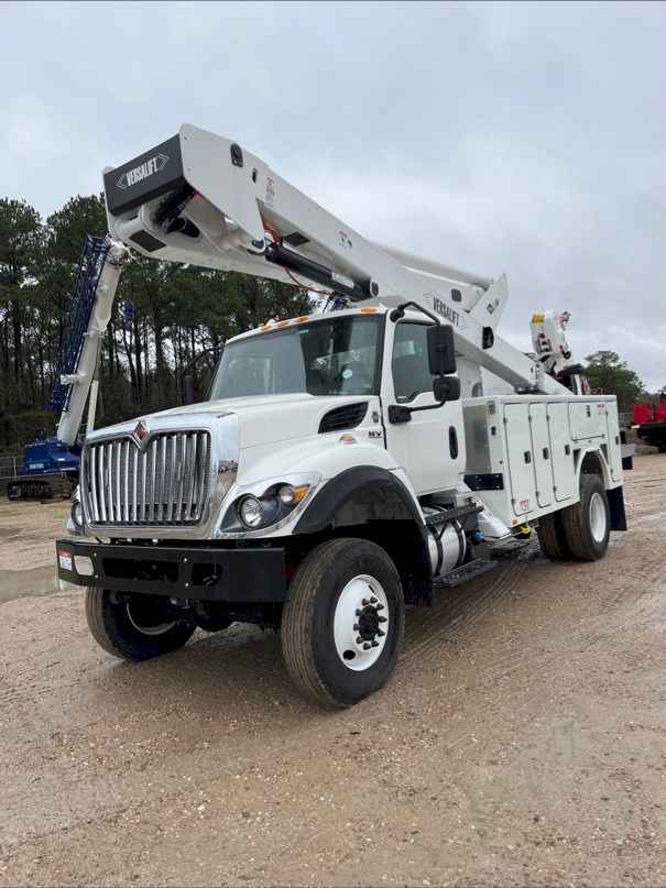 2023 VERSALIFT VST-6000-MHI-04