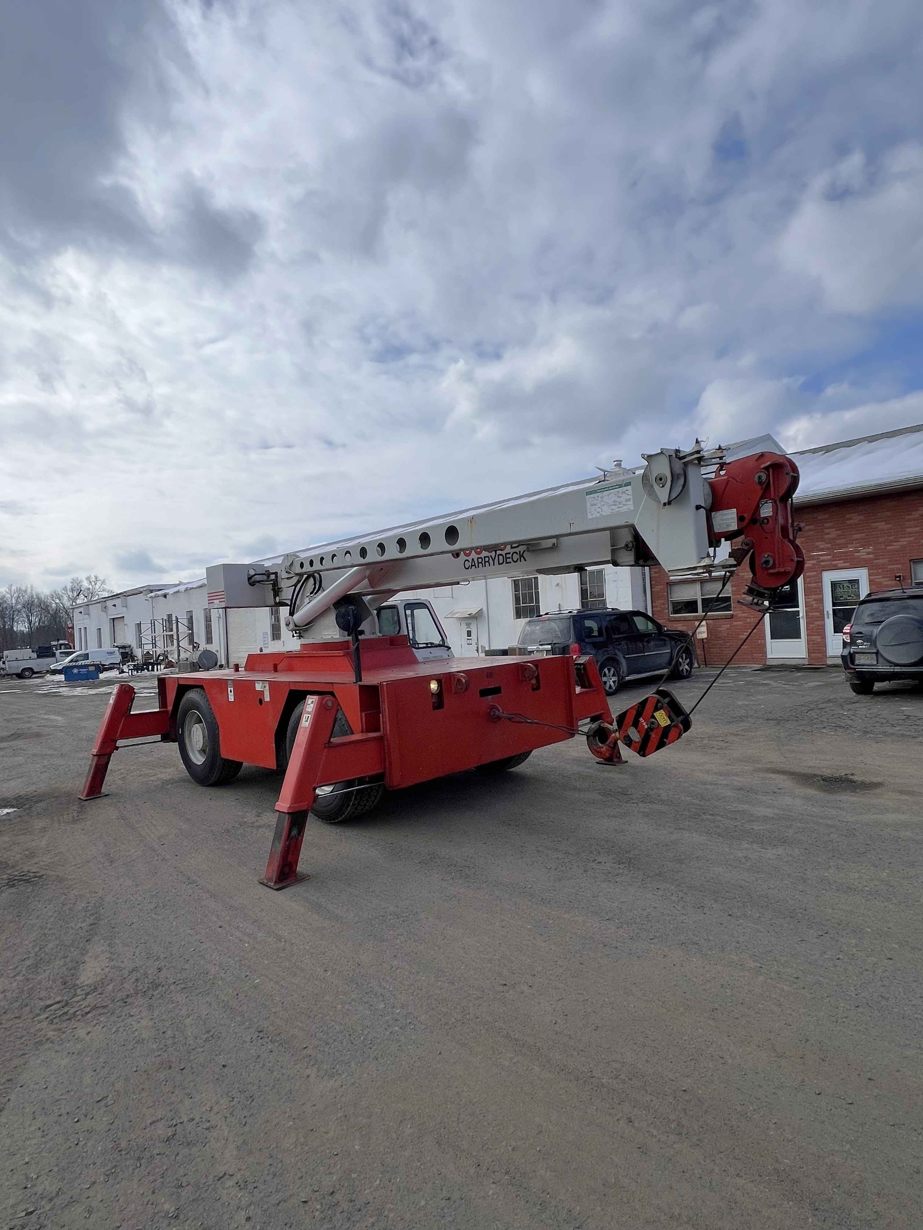 2005 Shuttlelift 5560B