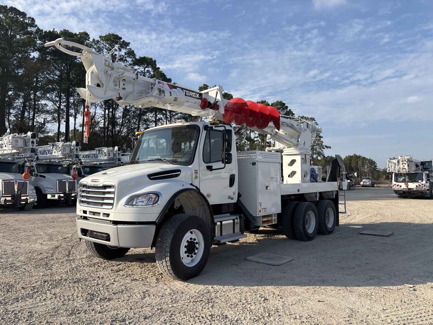 2025 TEREX Commander 6060