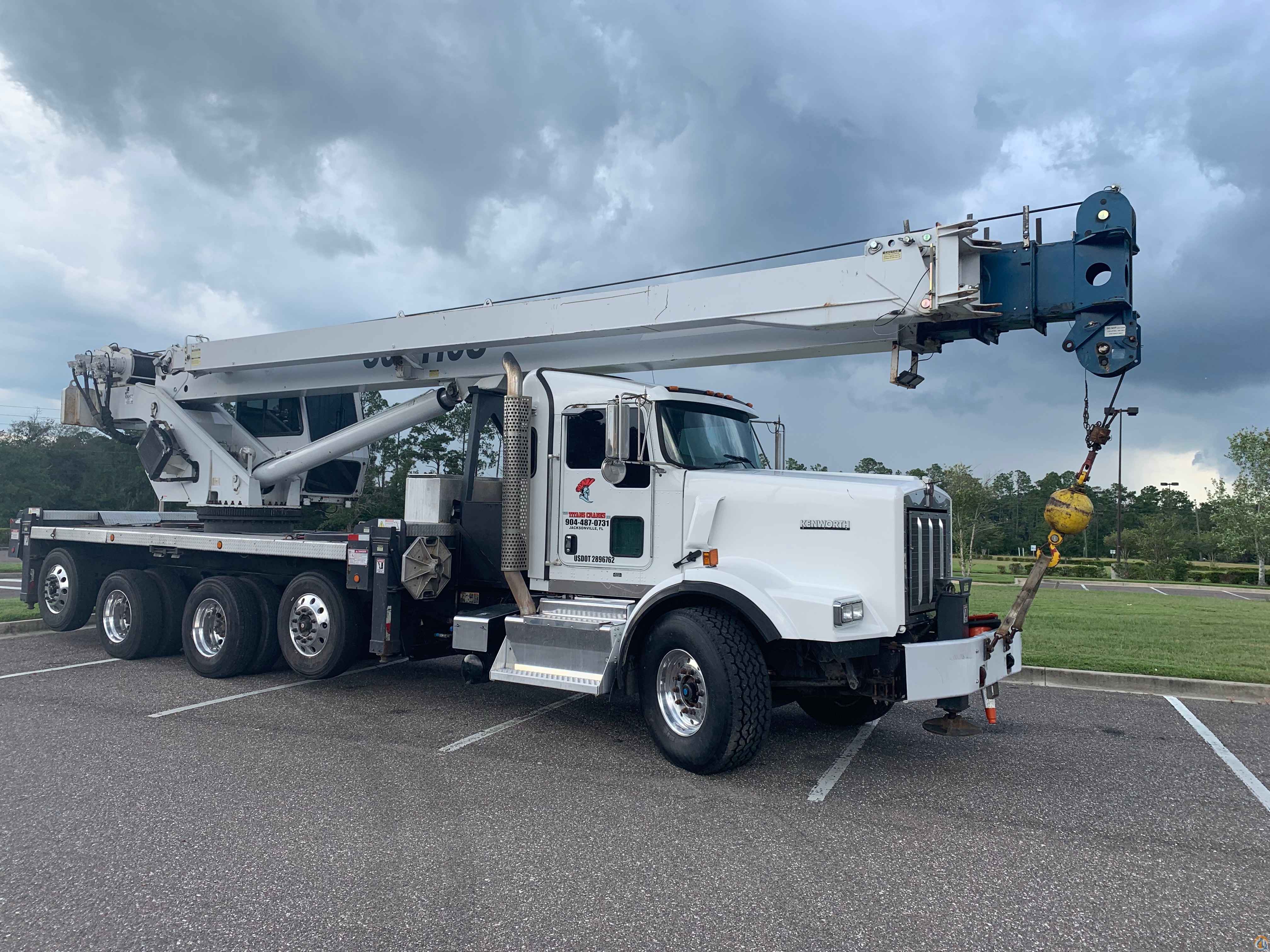 2012+Manitex+50110S+Mounted+on+a+2012+Kenworth+T800