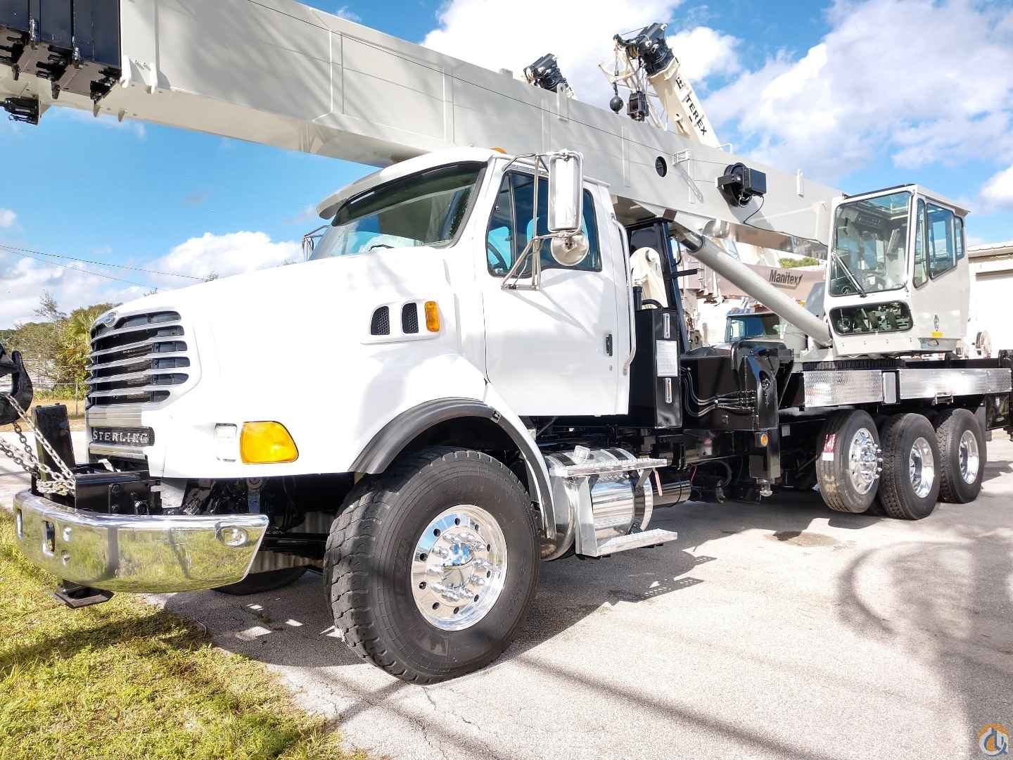 2007 NATIONAL 18127, FLORIDA, 2 WINCH, A/C,127’