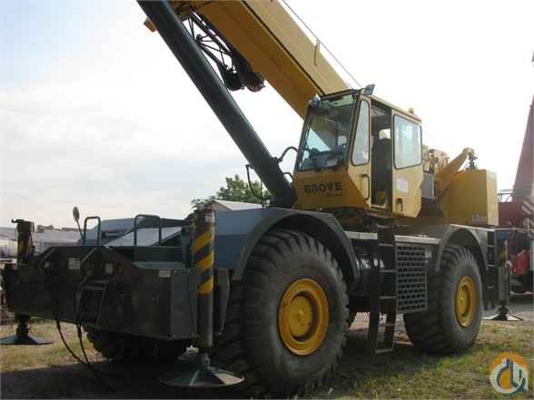 2010 GROVE RT880E